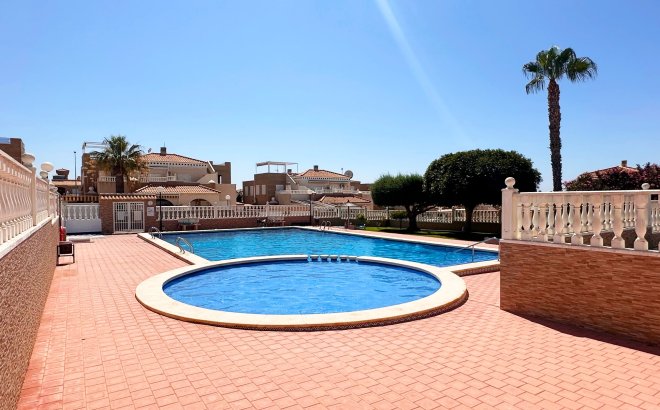 Revente - Bungalow -
Torrevieja - Costa Blanca