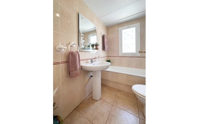 Revente - Bungalow -
Torrevieja - Costa Blanca