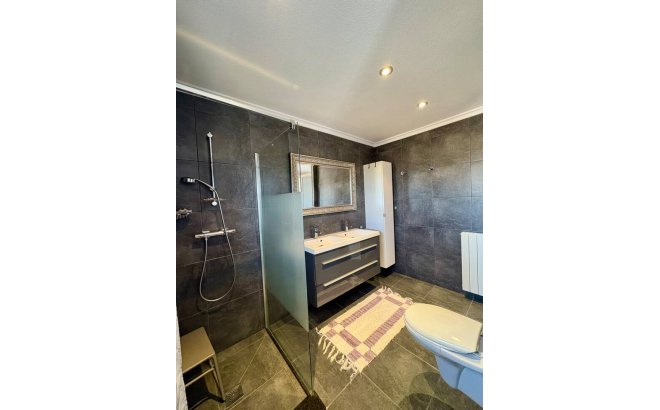 Revente - Villa -
Rojales - Costa Blanca