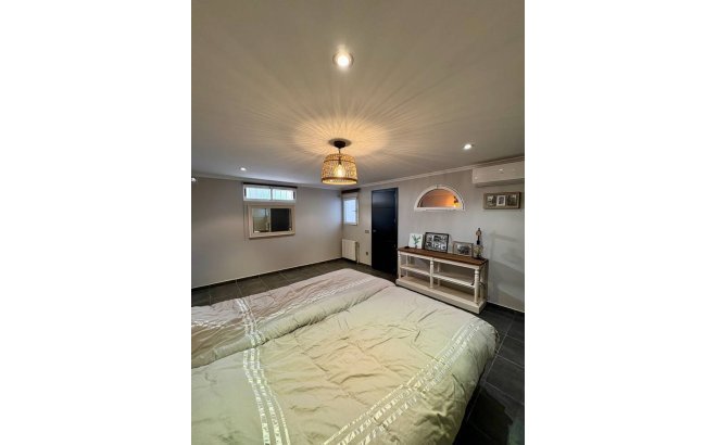 Revente - Villa -
Rojales - Costa Blanca