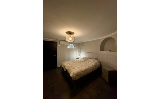 Revente - Villa -
Rojales - Costa Blanca