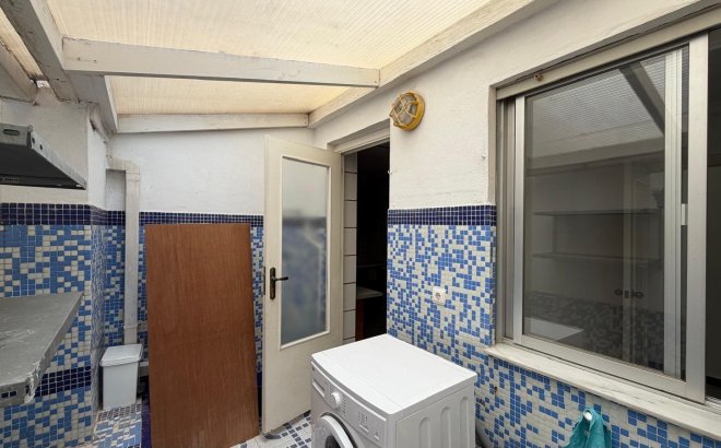Resale - Apartment -
Torrevieja - Centro