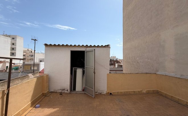 Resale - Apartment -
Torrevieja - Centro