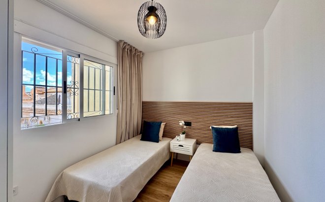 Resale - Town House -
Orihuela Costa - Costa Blanca