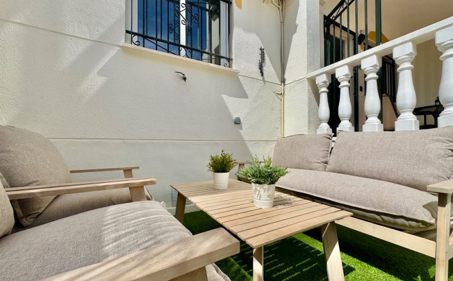 Resale - Town House -
Orihuela Costa - Costa Blanca