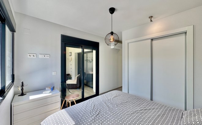 Revente - Appartement -
San Miguel de Salinas - Inland