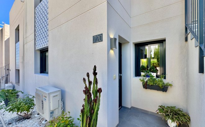 Revente - Appartement -
San Miguel de Salinas - Inland