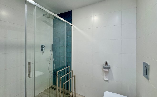 Revente - Appartement -
San Miguel de Salinas - Inland