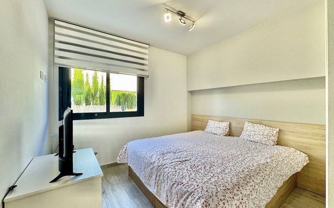 Revente - Appartement -
San Miguel de Salinas - Inland