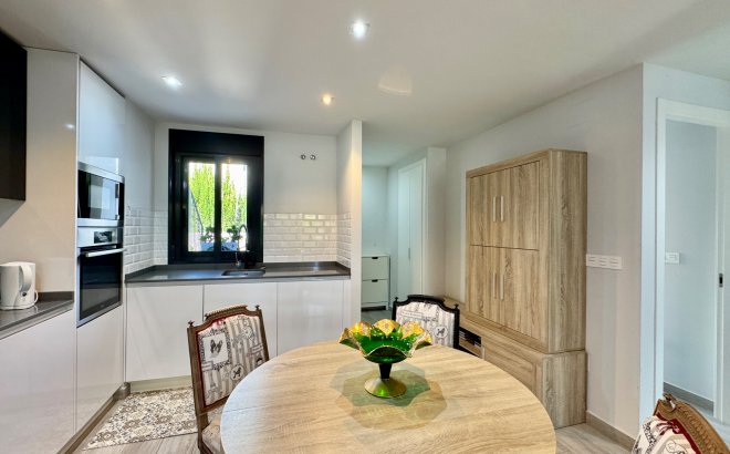 Revente - Appartement -
San Miguel de Salinas - Inland