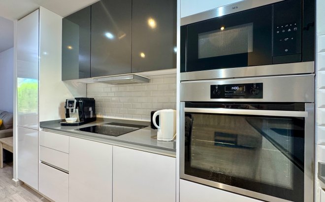 Revente - Appartement -
San Miguel de Salinas - Inland