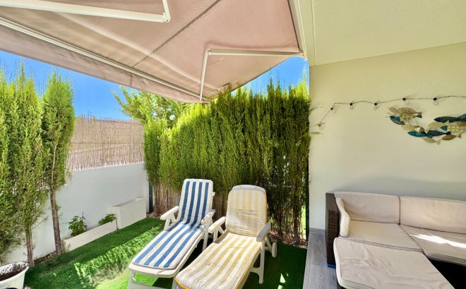 Revente - Appartement -
San Miguel de Salinas - Inland