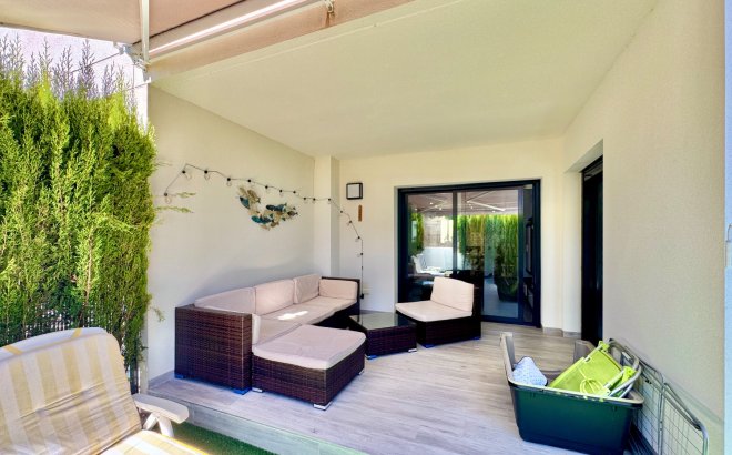 Revente - Appartement -
San Miguel de Salinas - Inland