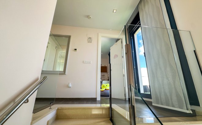 Revente - Villa -
Torrevieja - Costa Blanca
