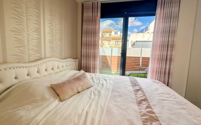 Revente - Villa -
Torrevieja - Costa Blanca