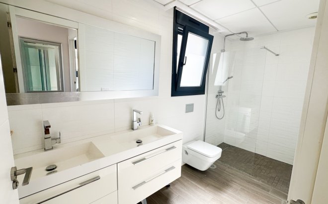 Revente - Villa -
Torrevieja - Costa Blanca