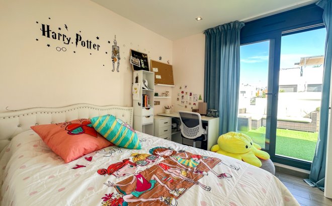 Revente - Villa -
Torrevieja - Costa Blanca
