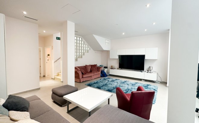 Revente - Villa -
Torrevieja - Costa Blanca