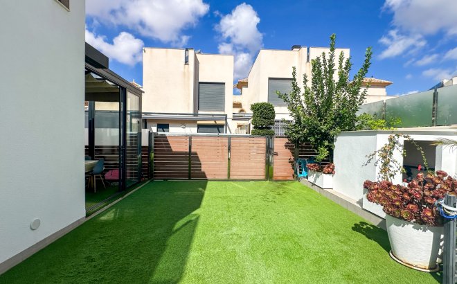 Revente - Villa -
Torrevieja - Costa Blanca