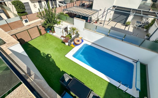 Revente - Villa -
Torrevieja - Costa Blanca