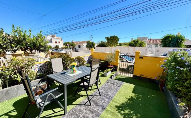 Revente - Town House -
Torrevieja - Costa Blanca