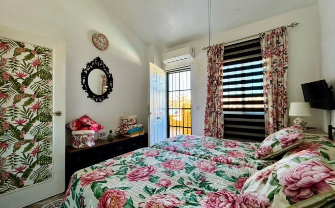 Revente - Town House -
Torrevieja - Costa Blanca