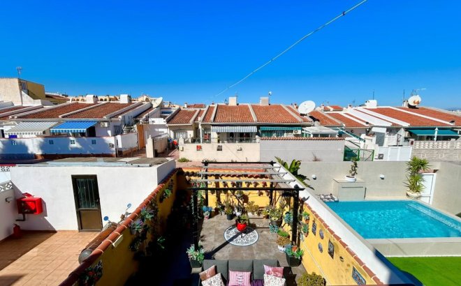 Revente - Town House -
Torrevieja - Costa Blanca