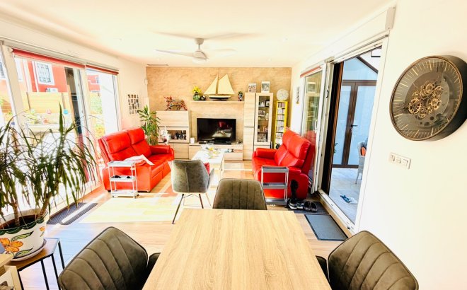 Resale - Town House -
Los Montesinos - Costa Blanca
