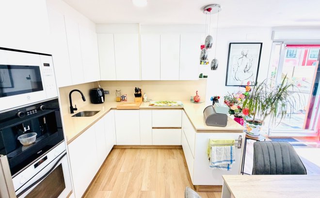 Resale - Town House -
Los Montesinos - Costa Blanca