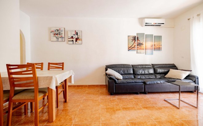 Revente - Appartement -
Torrevieja - Playa de los Locos