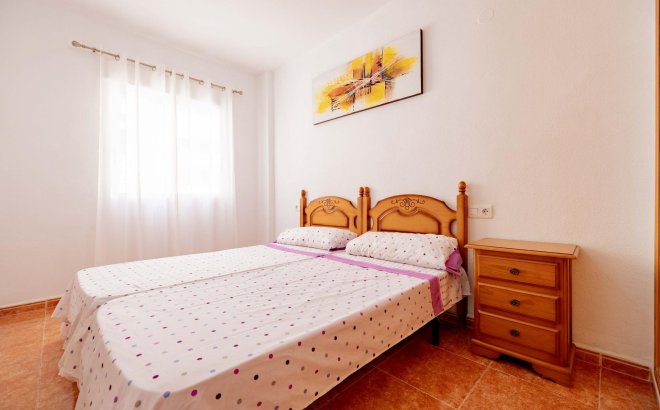 Revente - Appartement -
Torrevieja - Playa de los Locos