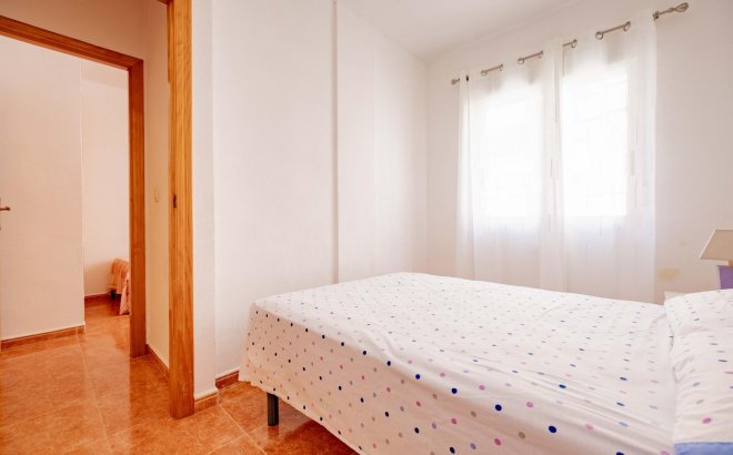 Revente - Appartement -
Torrevieja - Playa de los Locos