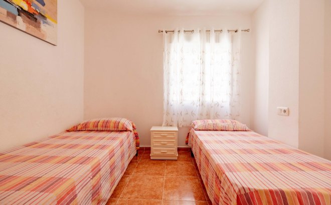 Revente - Appartement -
Torrevieja - Playa de los Locos