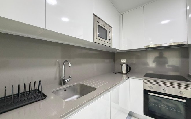 Revente - Appartement -
Torrevieja - Estacion De Autobuses