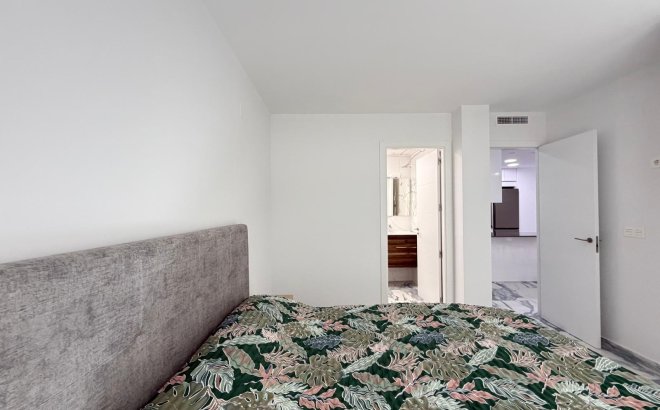 Revente - Appartement -
Torrevieja - Estacion De Autobuses