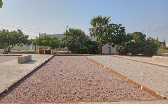 Resale - Bungalow -
Torrevieja - Torretas