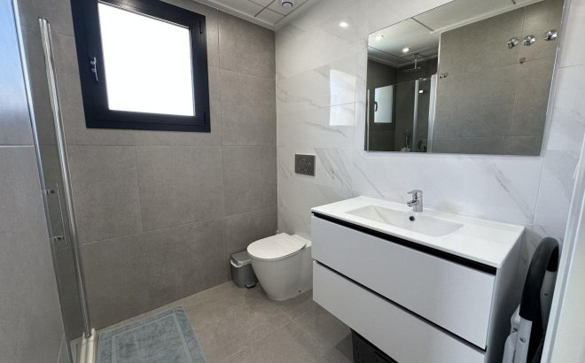 Revente - Penthouse -
Orihuela Costa - Villamartín-las Filipinas