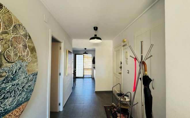 Revente - Appartement -
La Mata - Costa Blanca