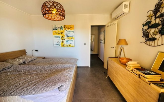 Revente - Appartement -
La Mata - Costa Blanca