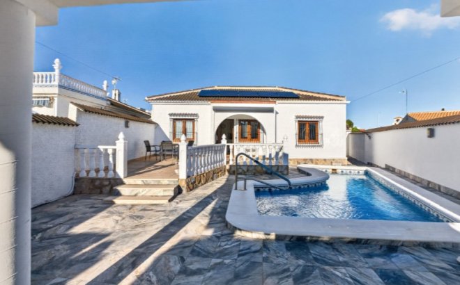 Revente - Villa -
Torrevieja - Costa Blanca