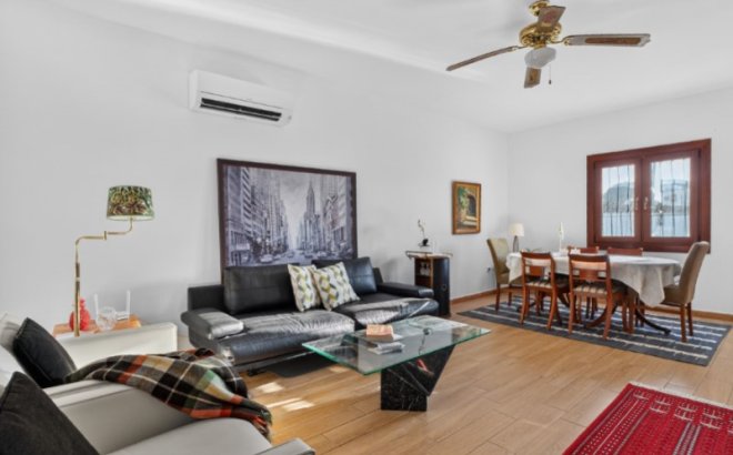 Revente - Villa -
Torrevieja - Costa Blanca