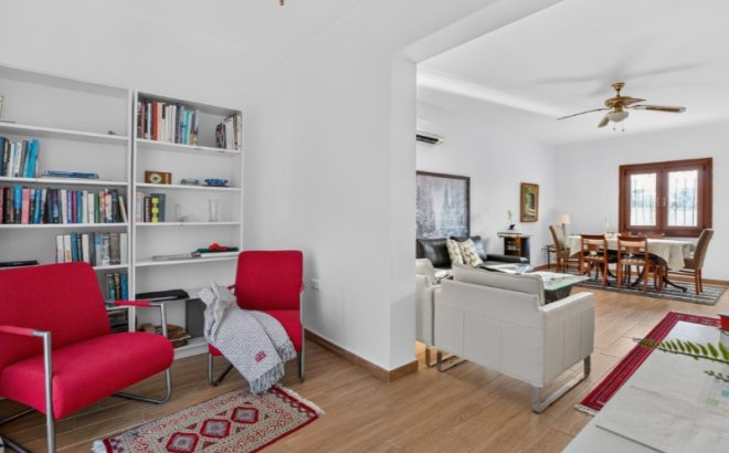 Revente - Villa -
Torrevieja - Costa Blanca
