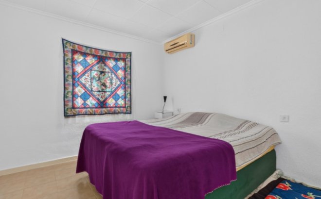 Revente - Villa -
Torrevieja - Costa Blanca