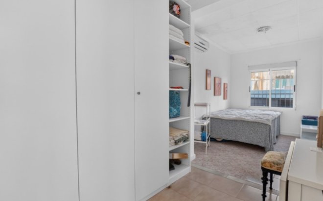 Revente - Villa -
Torrevieja - Costa Blanca