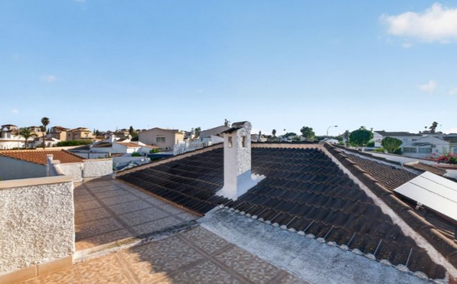 Revente - Villa -
Torrevieja - Costa Blanca