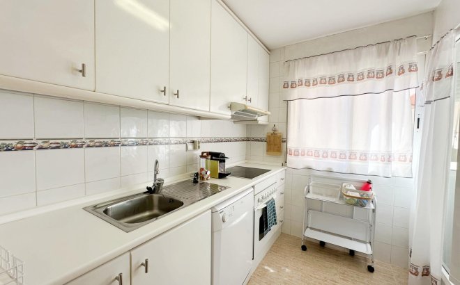 Revente - Appartement -
Orihuela Costa - Campoamor