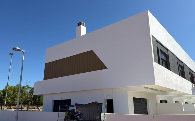 New Build - Town House -
Pilar de la Horadada - pueblo