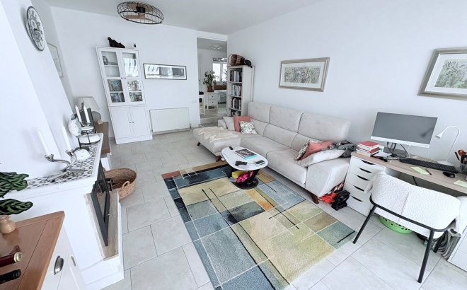Revente - Villa -
Villamartin - Costa Blanca