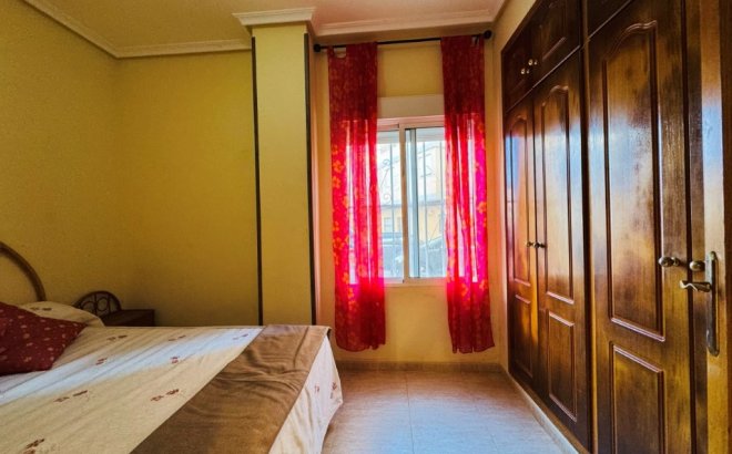 Revente - Appartement -
La Mata - Costa Blanca