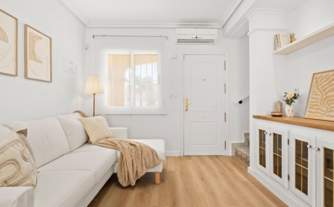 Revente - Town House -
Orihuela Costa - Costa Blanca